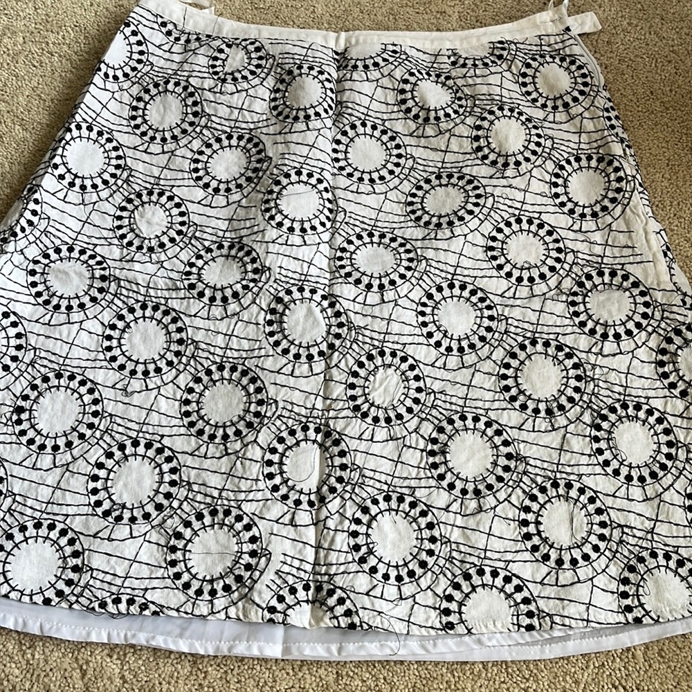 Skirt with stitch patterns (some wear on the stitching please see pics)
